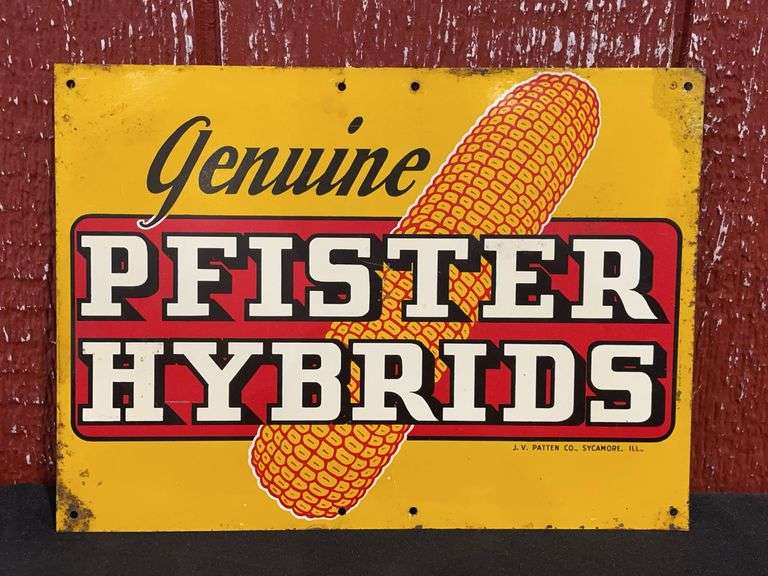 Pfister Hybrids SST Sign image