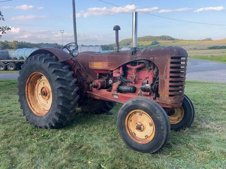 Massey Harris 55 Diesel image