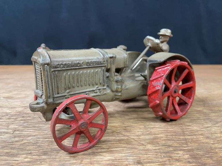 1/16 McCormick-Deering 10-20 Arcade image