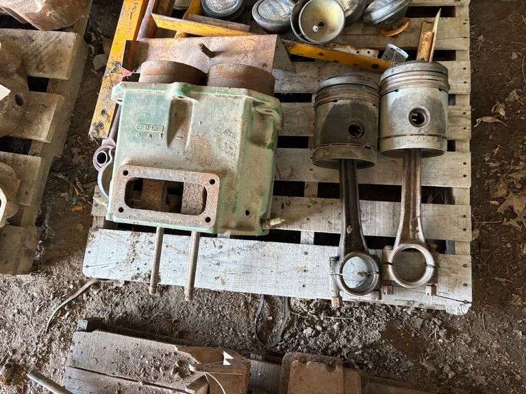 John Deere Model A Block, Pistons, and Rods image