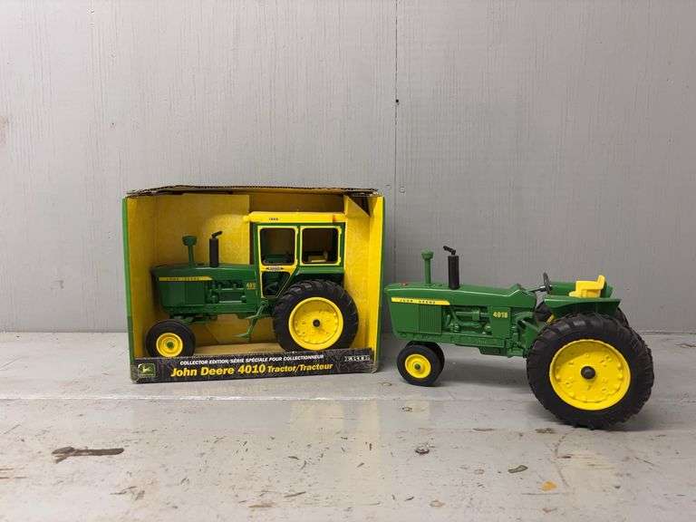 (2) 1/16 John Deere 4010 Gas and Diesel Ertl image