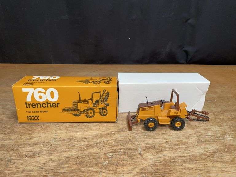 1/35 Case 760 Trencher NIB Conrad image