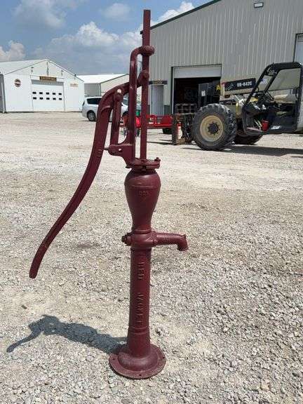Red Jacket Pump image