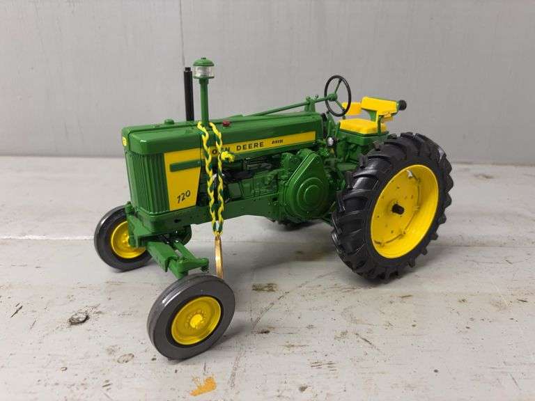 1/16 John Deere Model 720 Diesel Precision Ertl image