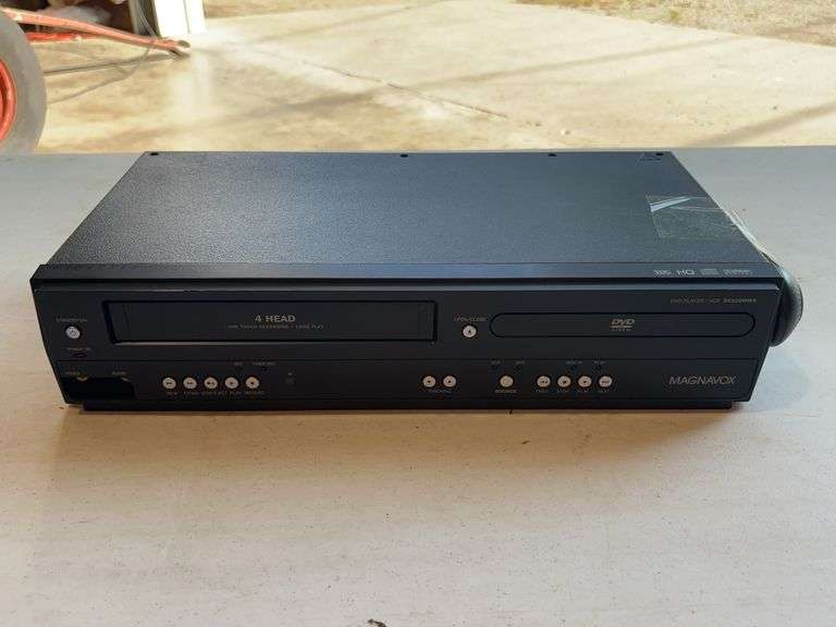 Magnavox DV220MW9 DVD VCR Player image