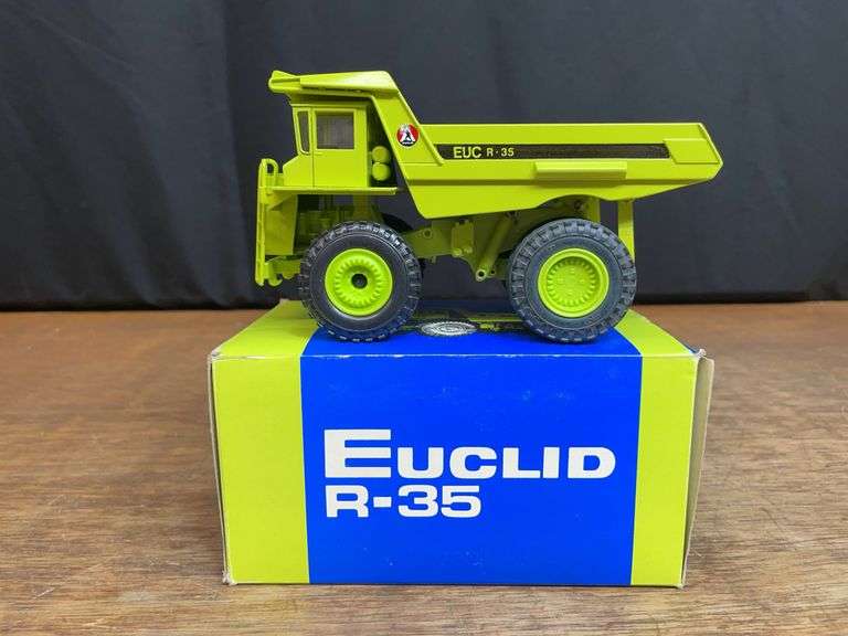 1/50 Euclid R-35 Haul Truck NIB Conrad image