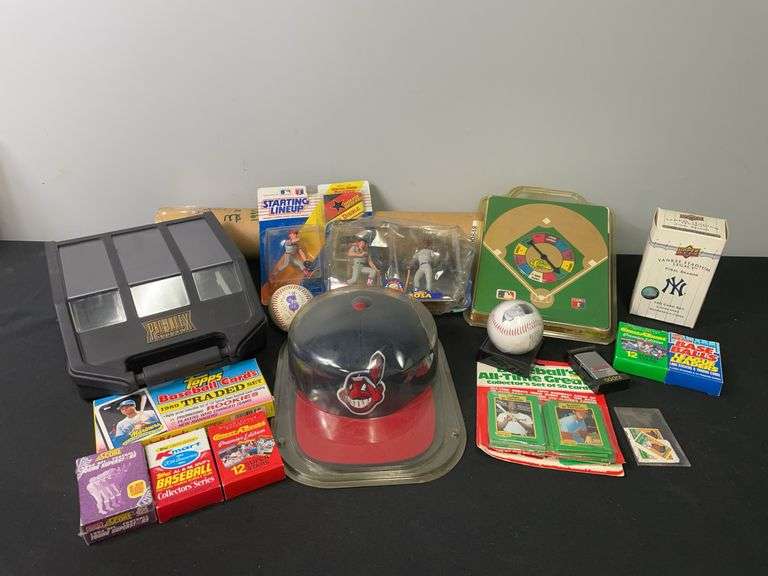 Sports Cards & Collectibles Lot image