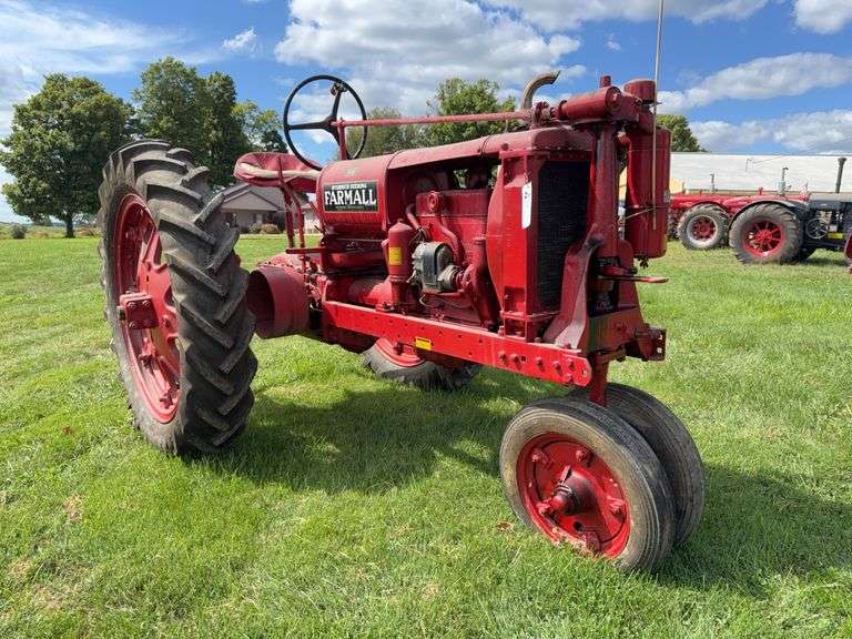 Farmall F-14 image