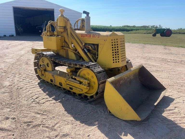 Oliver OC-3 Crawler image
