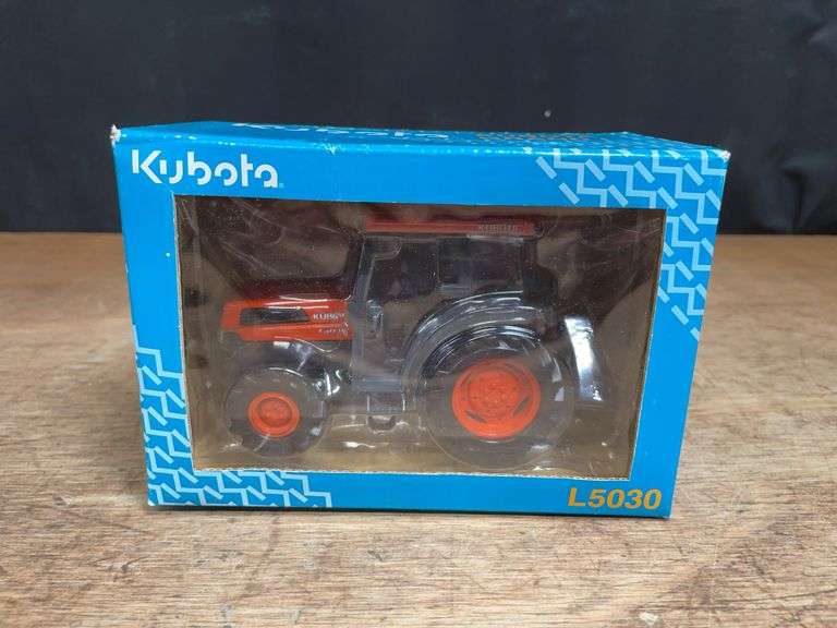 1/32 Kubota L5030 NIB image