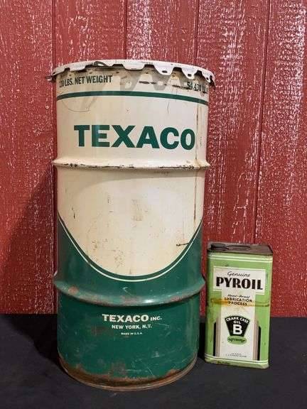 (2) Texaco Barrel + Pyroil Can image