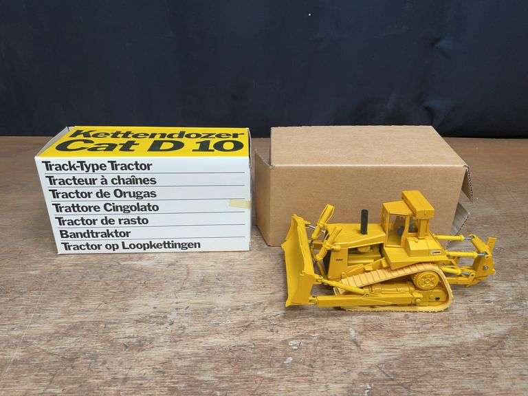 1/50 Caterpillar D10 Crawler NIB Conrad image