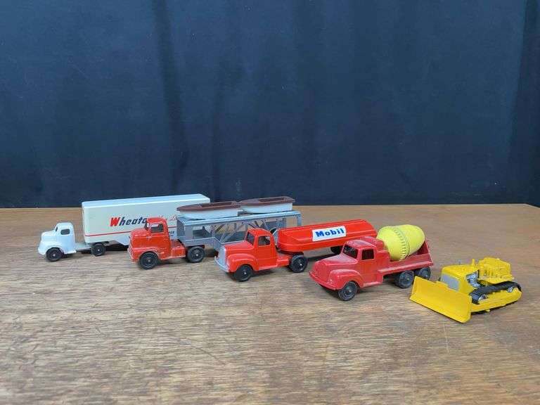 (5) Trucks + Crawler image