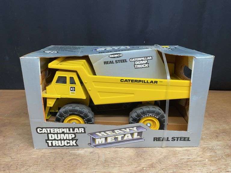 Caterpillar 785 Dump Truck NIB Remco image
