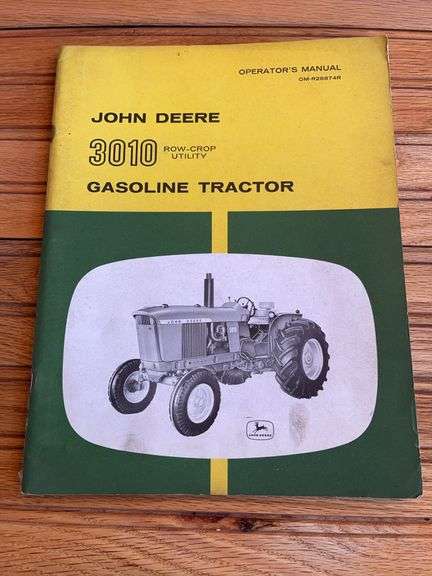 John Deere 3010 Tractor Operator's Manual image