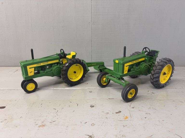 (2) 1/16 John Deere Model 720 Gas + (1) John Deere Blade Ertl image