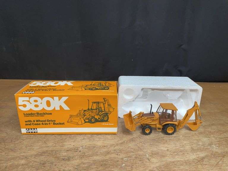 1/35 Case 580K Backhoe 1987 Conexpo NIB Conrad image