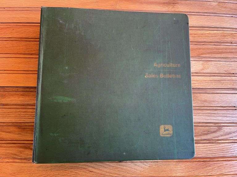John Deere L&G Parts Catalogs image