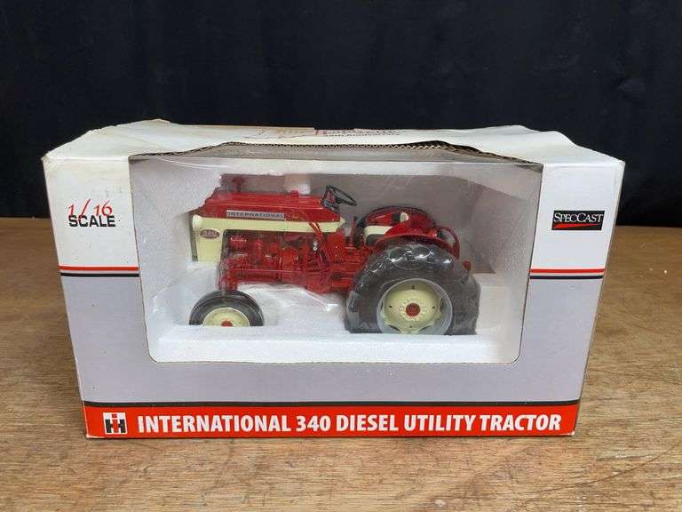 1/16 IH 340 2007 Lafayette NIB SC image