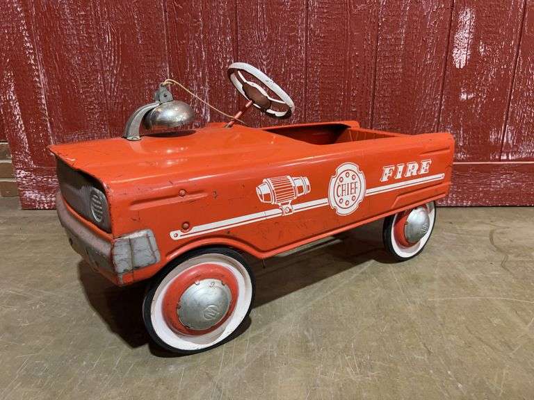 Fire Chief Pedal Car Murray image
