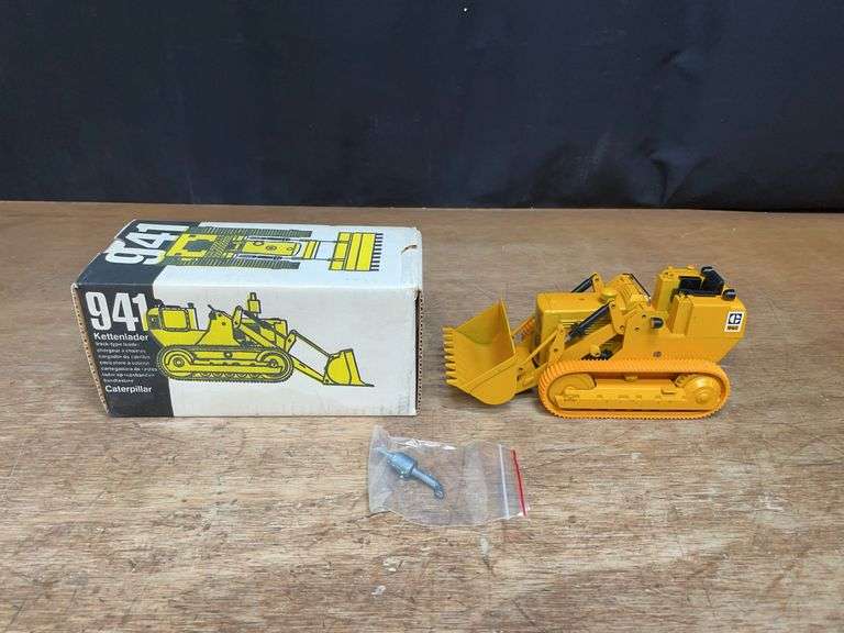 1/25 Caterpillar 941 Crawler Loader NIB NZG image