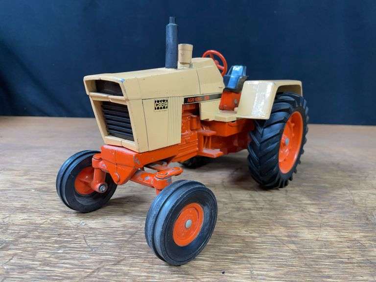 1/16 Case 1070 Ertl image