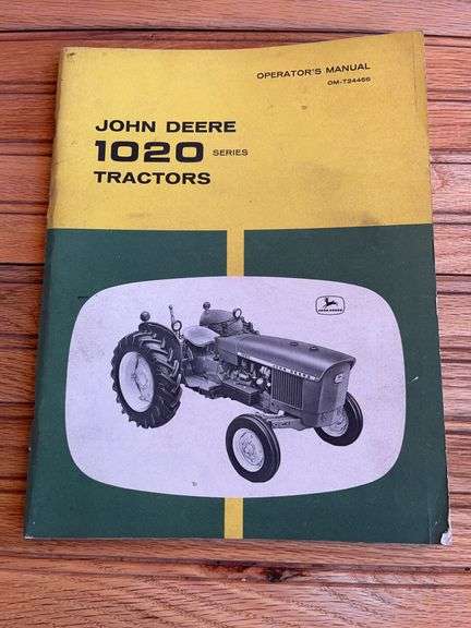 John Deere 1020 Tractor Operator's Manual image