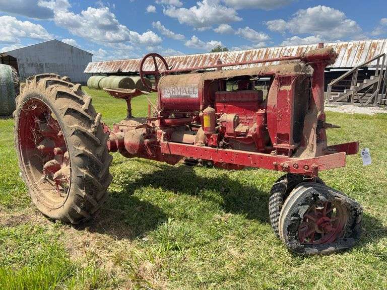 Farmall F-12 image