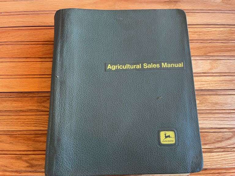 1968 John Deere Agricultural Sales Manual image