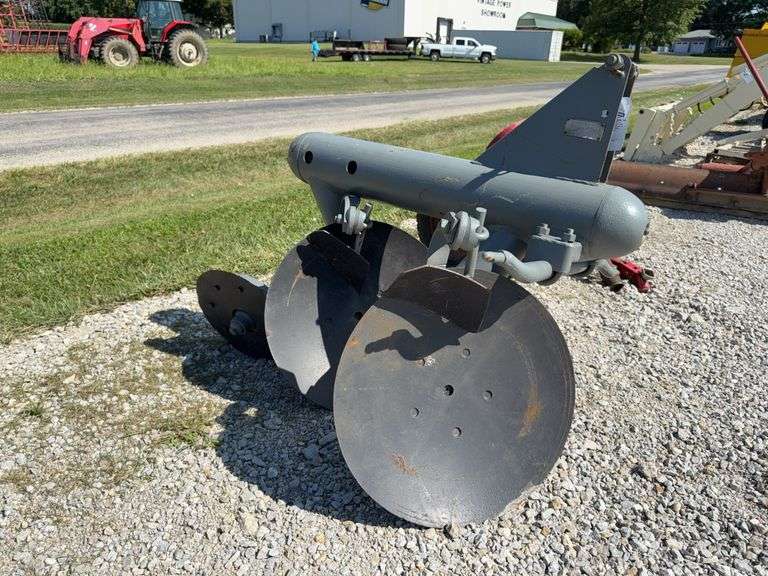 2 Bottom Mounted Disc Plow image