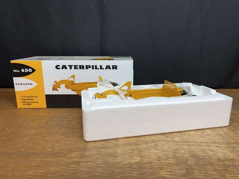 1/25 Caterpillar No. 456 Scraper NIB 1st Gear image