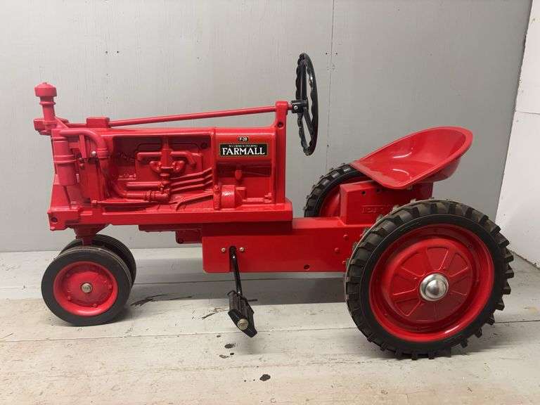 Farmall F20 Pedal Tractor Ertl image