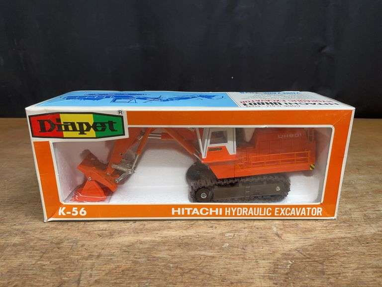 1/60 Hitachi UH801 Excavator NIB Diapet image