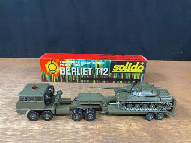 1/43 Berliet T12 Transport w/Tank NIB Solido image