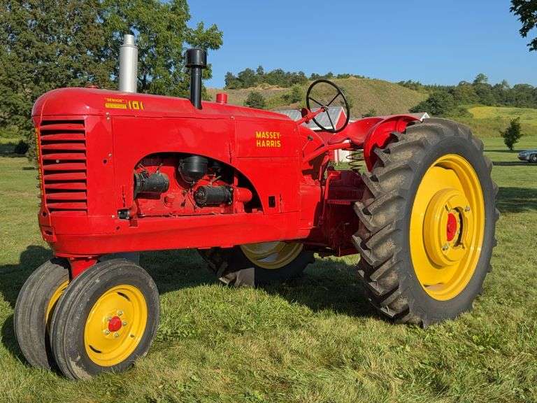 Massey Harris Senior 101 image