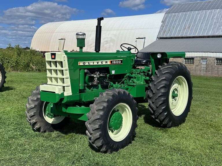 Oliver 1600 Gas MFWA image