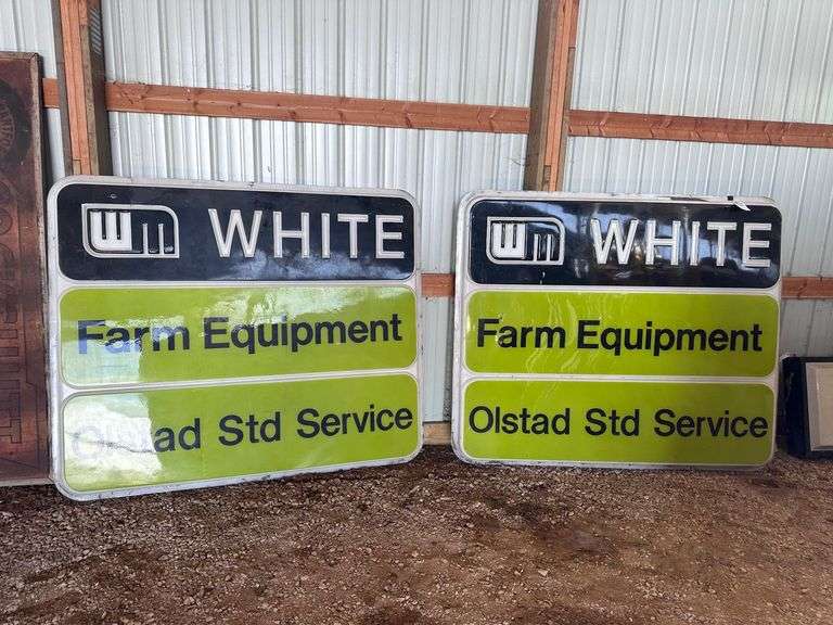 (2) White Farm Equipment Plastic Bubble Panels image