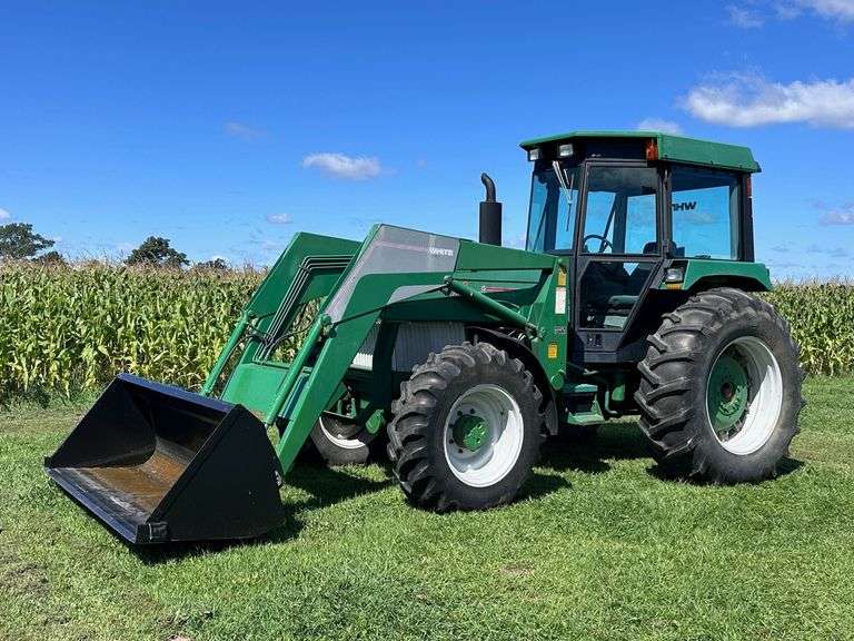 White American 80 Diesel MFWA with White 1170 Loader image