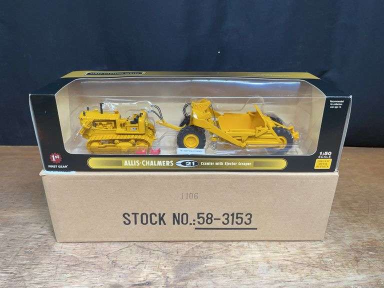 1/50 AC HD-21 w/Scraper Set NIB 1st Gear image