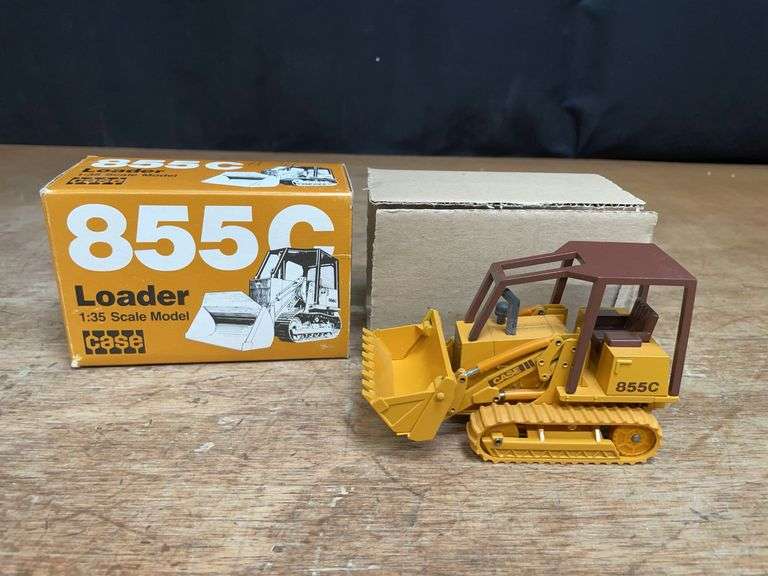 1/35 Case 855C Crawler Loader NIB NZG image
