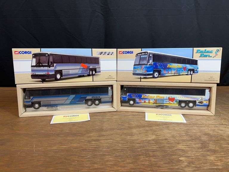 (2) 1/50 Peter Pan + MCI Buses NIB Corgi image