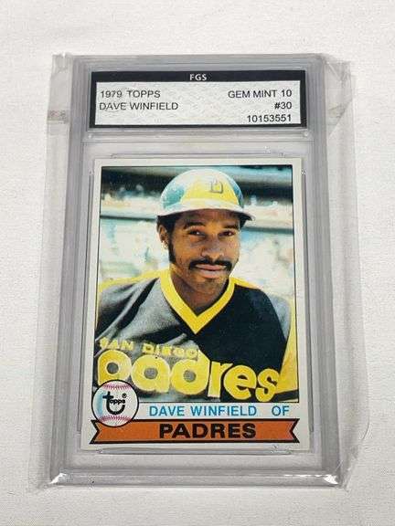 1979 Topps #30 Dave Winfield Graded FGS 10 GEM image