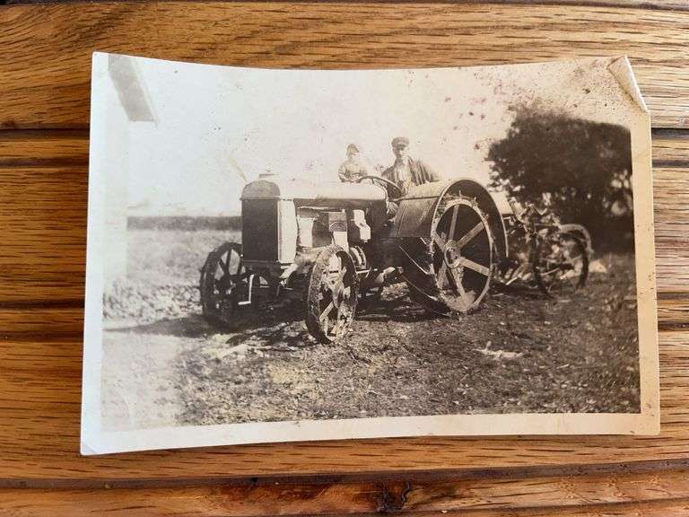 Fordson Tractor Photo image