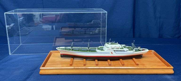 N.S. Savannah Plastic Model Ship image