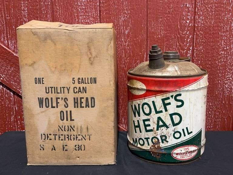 Wolf's Head Motor Oil Can with Box image
