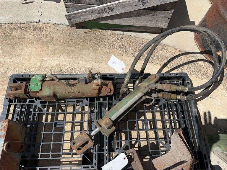 Pair of Tractor Hydraulic Cylinders image