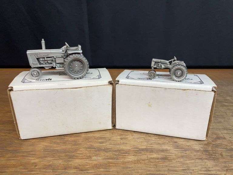 (2) 1/43 Farmall Cub + 706 Pewter NIB SC image