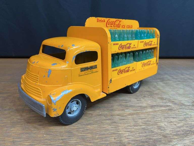 1/16 GMC Coca-Cola Truck Smith Miller image