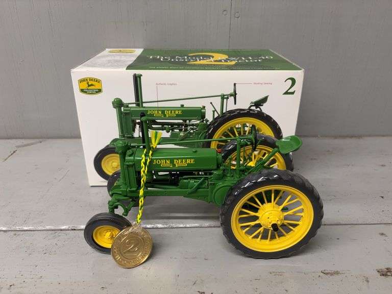 1/16 John Deere Model BWH-40 Collector Center #2 Ertl image