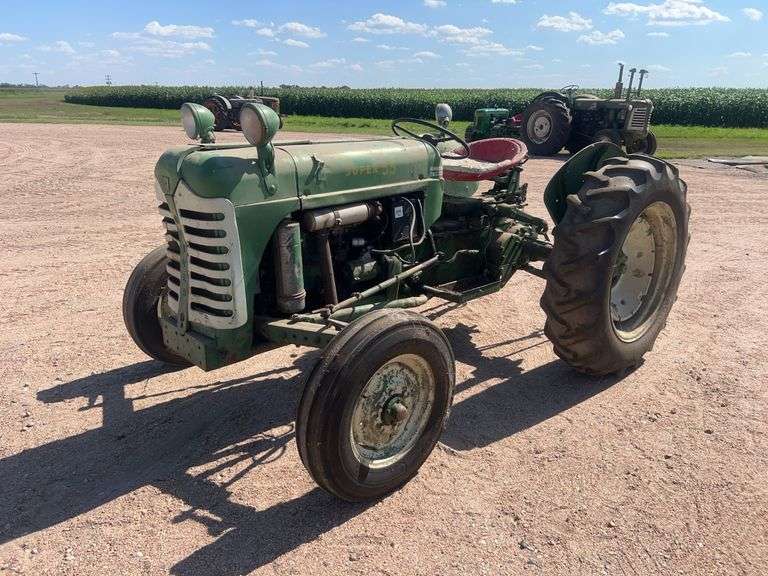 1955 Oliver Super 55 Gas Utility image